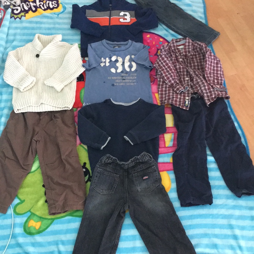 Lot of warm clothes fall/winter